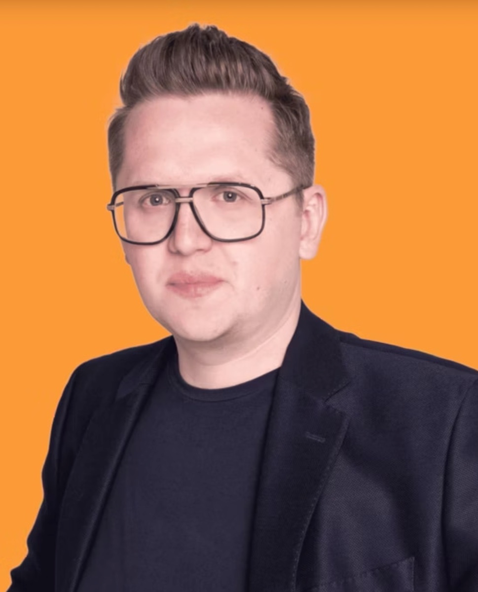 Александр Пономарев